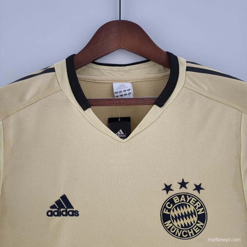 Retro 04/05 Bayern Munich Away Soccer Jersey