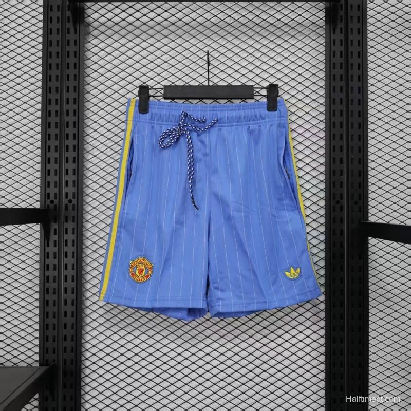 Retro Player Version 1990/91 Manchester United Third Sky Blue with Pinstripe Pattern Shorts